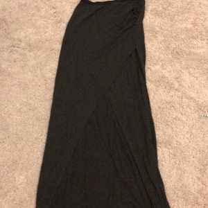 Gray maxi skirt with slit